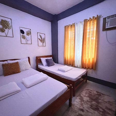 Eighty8 Tourist Inn Корон Экстерьер фото